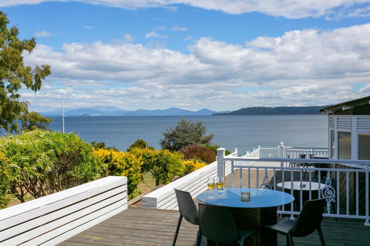 Vu Thermal Lodge - Adults Only Motel Taupo Eksteriør bilde