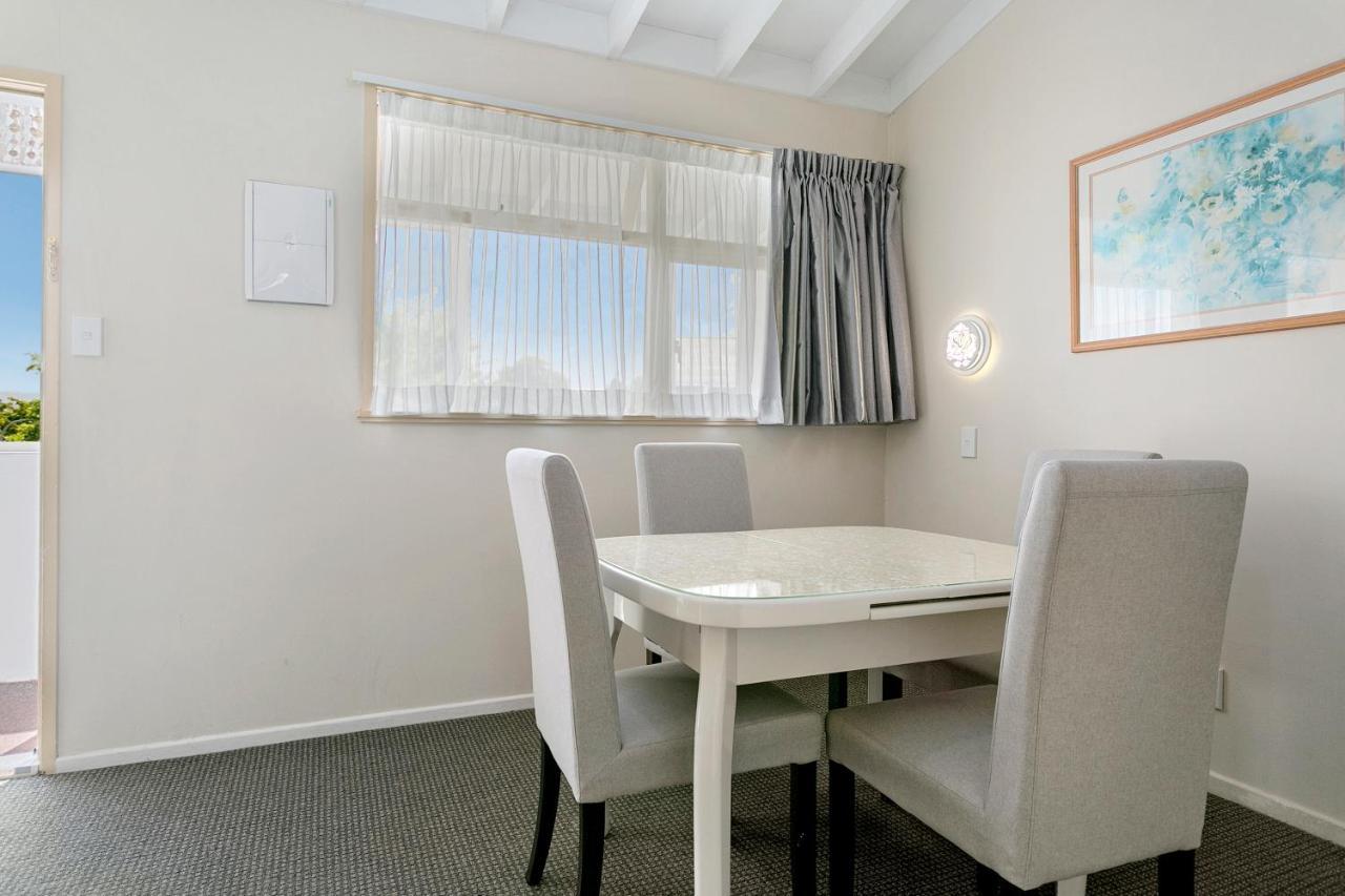 Vu Thermal Lodge - Adults Only Motel Taupo Eksteriør bilde