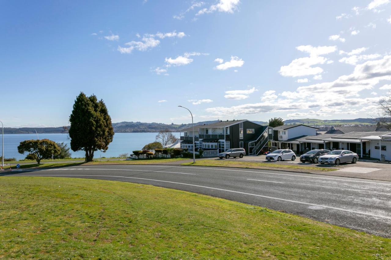 Vu Thermal Lodge - Adults Only Motel Taupo Eksteriør bilde